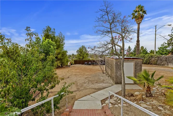 6901 Sandtrack Road, Riverside, California 92506
