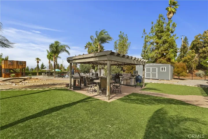 6901 Sandtrack Road, Riverside, California 92506