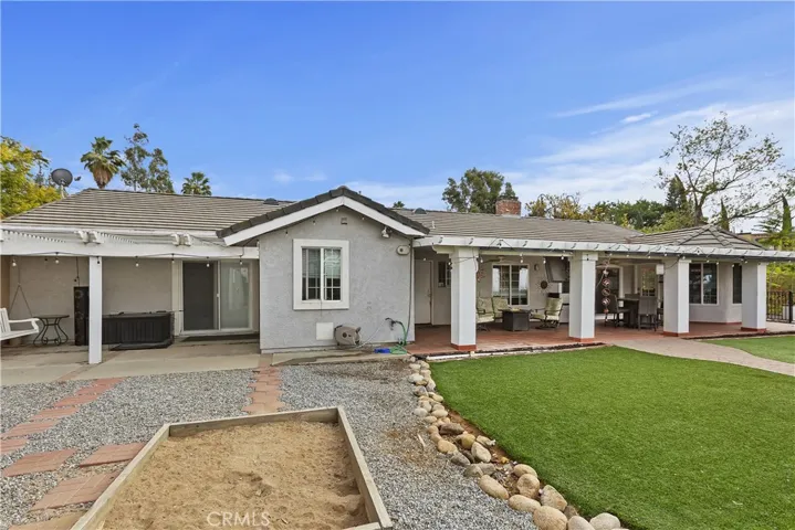 6901 Sandtrack Road, Riverside, California 92506