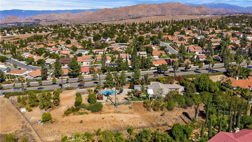 6901 Sandtrack Road, Riverside, California 92506