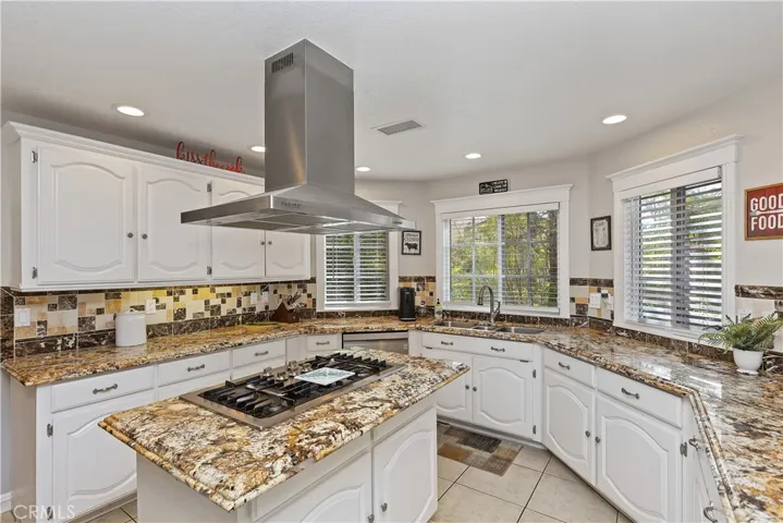 6901 Sandtrack Road, Riverside, California 92506