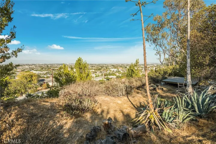 2408 Nearcliff Street, Torrance, California 90505