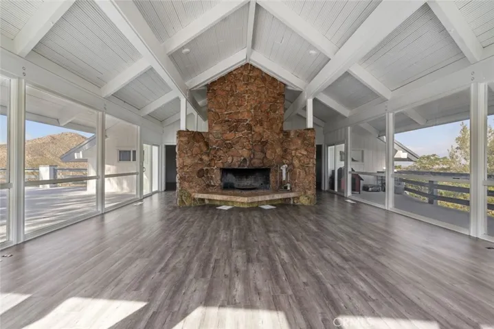 16822 Glenfall Avenue, Palmdale, California 93591