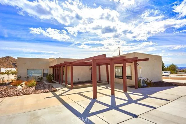 16433 Rimrock Road, Apple Valley, California 92307
