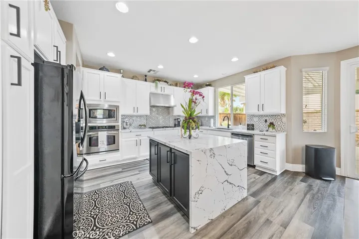 24470 Whitaker Way, Murrieta, California 92562