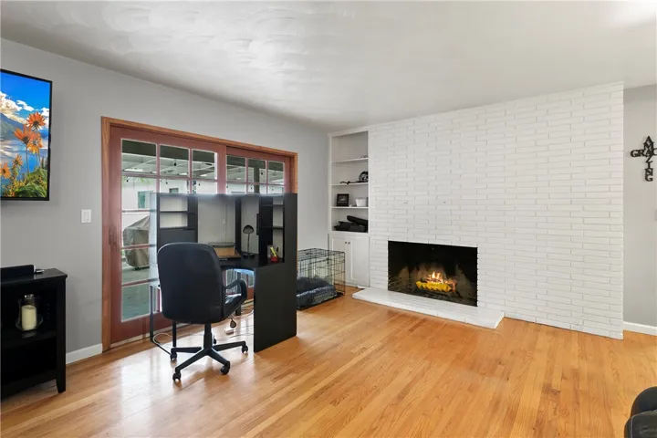 1447 N 1st Avenue, Upland, California 91786