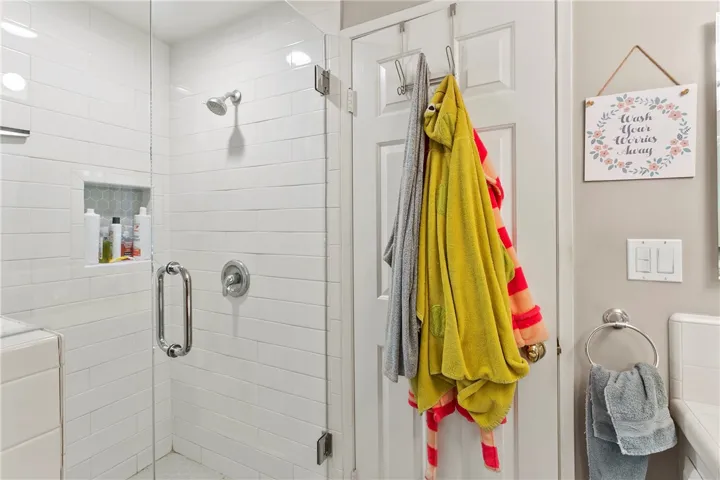 1447 N 1st Avenue, Upland, California 91786