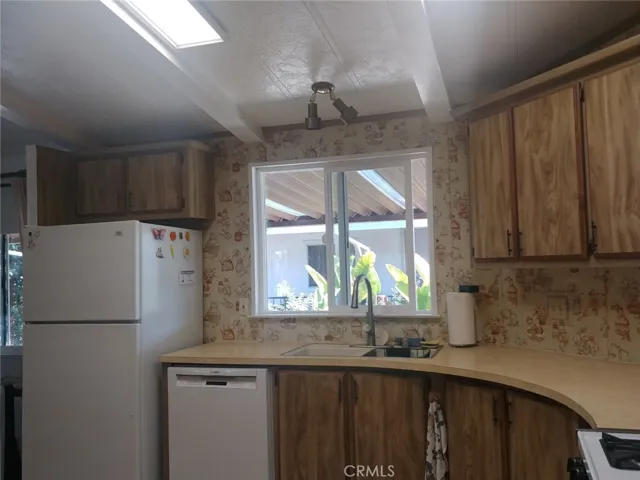 519 W Taylor 23, Santa Maria, California 93458