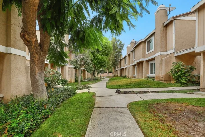 14344 Foothill Boulevard 906, Sylmar, California 91342
