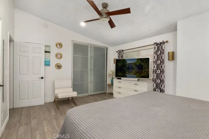 14344 Foothill Boulevard 906, Sylmar, California 91342