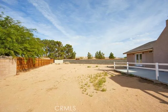 13954 Okesa Road, Apple Valley, California 92307