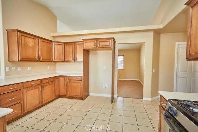 13954 Okesa Road, Apple Valley, California 92307