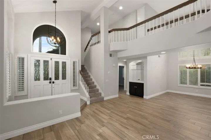 ENTRY AND BAR