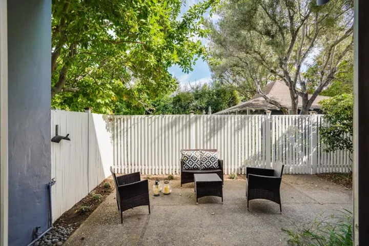 , Redwood City, California 94061