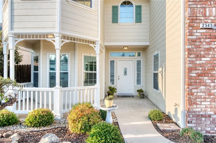 2545 Lexington Avenue, Clovis, California 93619