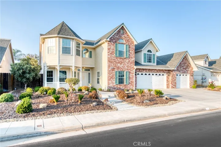 2545 Lexington Avenue, Clovis, California 93619