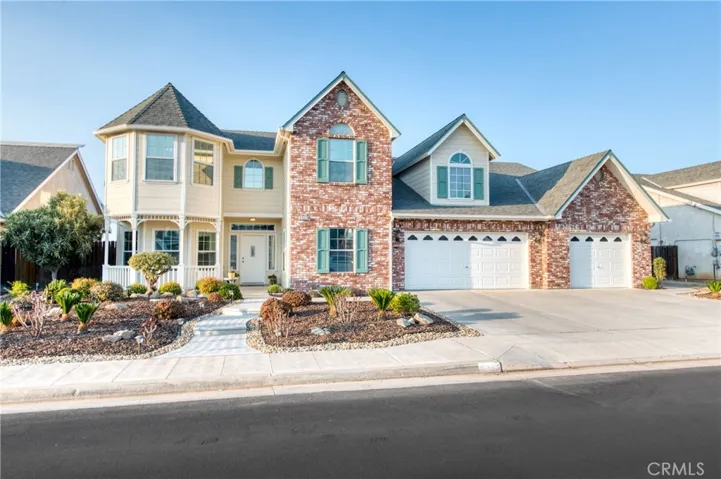 2545 Lexington Avenue, Clovis, California 93619
