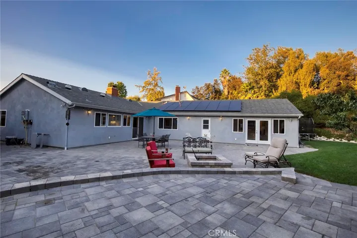 Large backyard perfect for entertaining