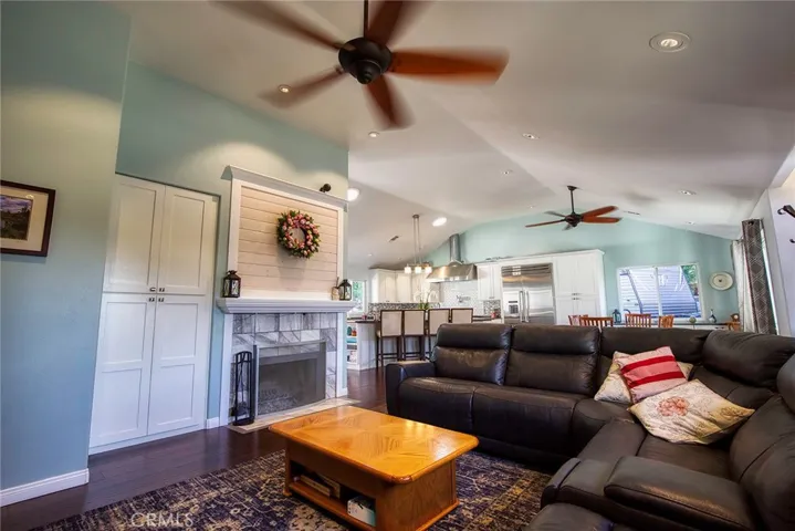 Living room/family room