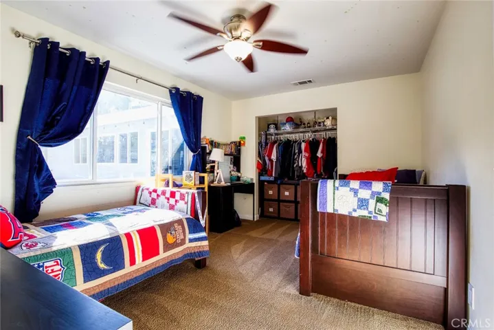 Large second bedroom with en-suite bath