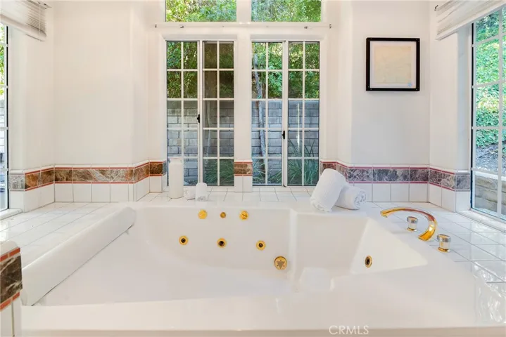 3508 Adamsville Avenue, Calabasas, California 91302