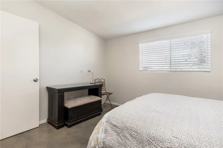 6673 Persia Avenue, 29 Palms, California 92277