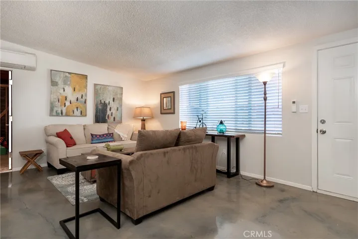 6673 Persia Avenue, 29 Palms, California 92277