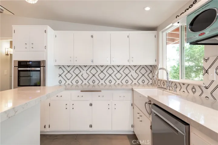 6673 Persia Avenue, 29 Palms, California 92277