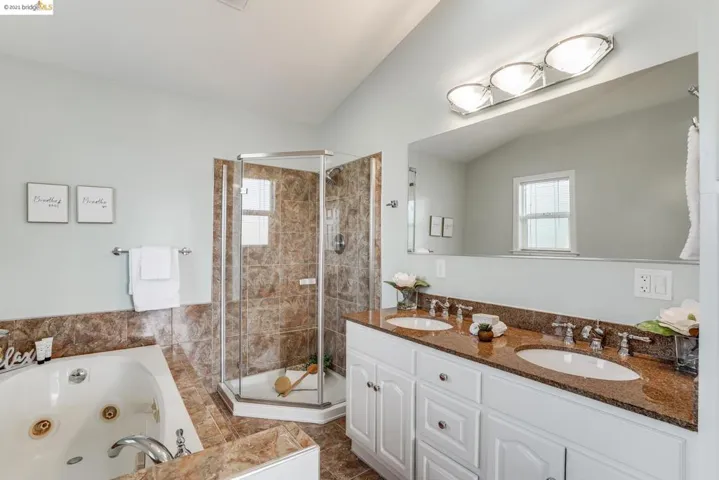 5324 Normandie Ave, Oakland, California 94619