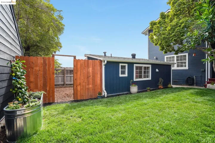 5324 Normandie Ave, Oakland, California 94619