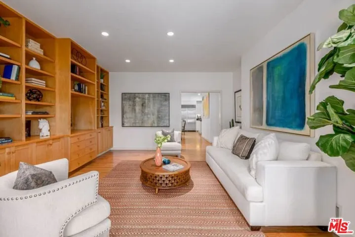 659 Via De La Paz, Pacific Palisades, California 90272