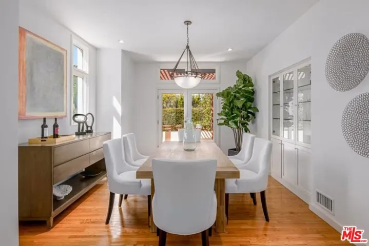 659 Via De La Paz, Pacific Palisades, California 90272