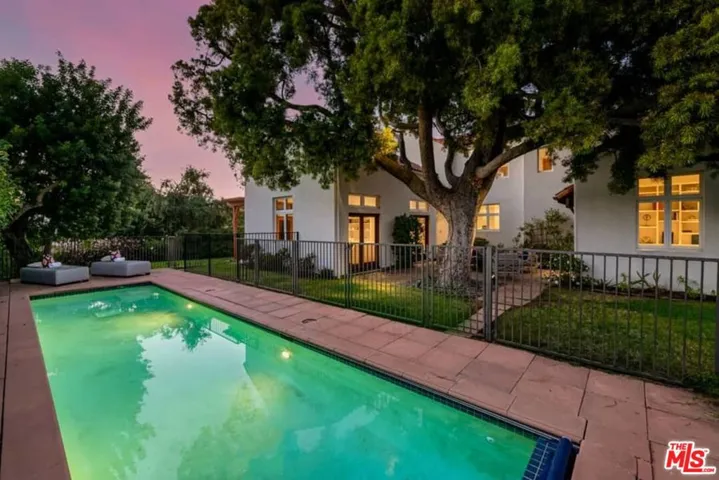 659 Via De La Paz, Pacific Palisades, California 90272