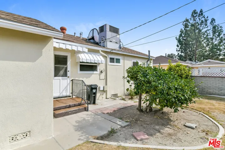 13923 Flatbush Avenue, Norwalk, California 90650