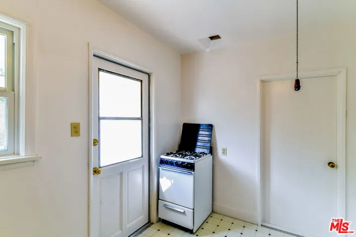 13923 Flatbush Avenue, Norwalk, California 90650