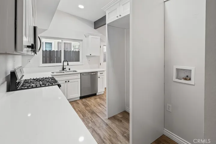 2068 Arthur Avenue, Pomona, California 91768