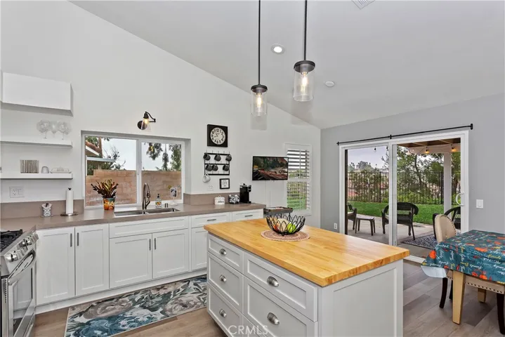 17524 Lyme Court, Riverside, California 92503