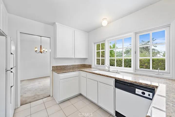23611 Via Navarra, Mission Viejo, California 92691