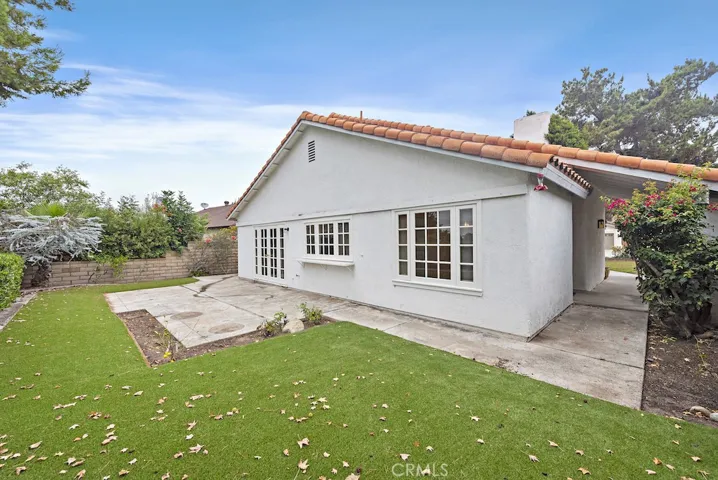 23611 Via Navarra, Mission Viejo, California 92691