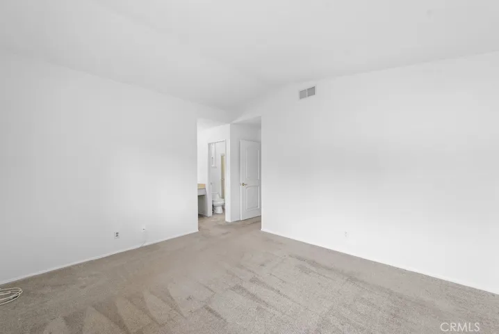 23611 Via Navarra, Mission Viejo, California 92691