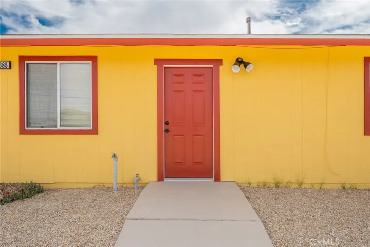 6385 Center, Joshua Tree, California 92252