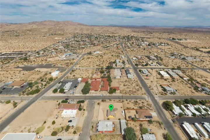 6385 Center, Joshua Tree, California 92252
