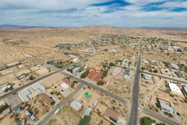6385 Center, Joshua Tree, California 92252