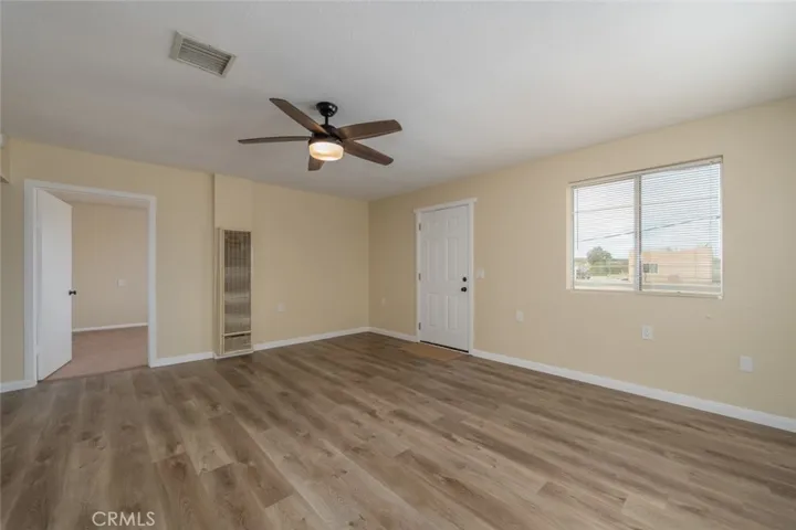 6385 Center, Joshua Tree, California 92252