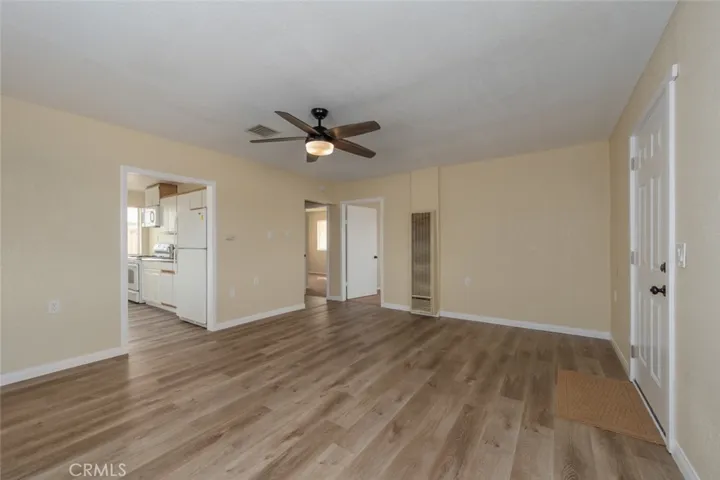 6385 Center, Joshua Tree, California 92252