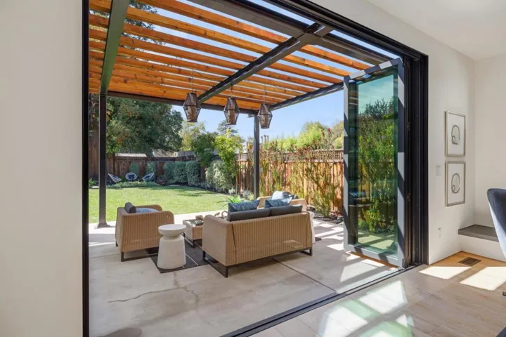 , Burlingame, California 94010