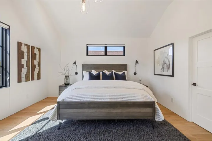 , Burlingame, California 94010