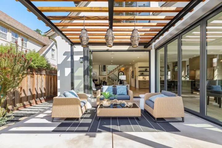 , Burlingame, California 94010