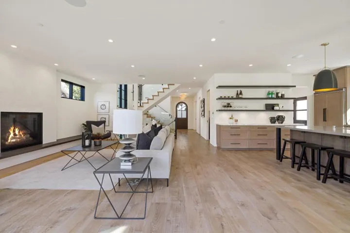 , Burlingame, California 94010