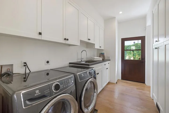 , Burlingame, California 94010